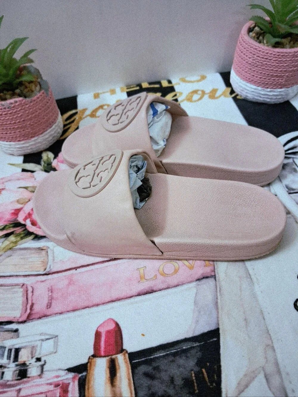 EXC Cute Tory Burch Womens Sz 7M, Light Pink Lina Leather Slides